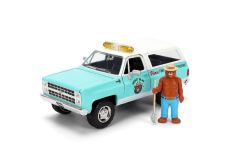 1980 Chevy Blazer 1/24 w/ Smokey Bear Figure