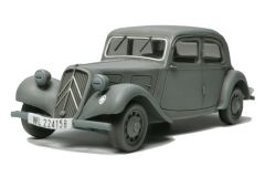 Citroen Traction 11CV Staff Car 1/48