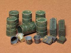 Jerry Can Set 1/35