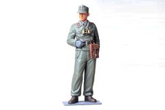 Wehrmacht Tank Crewman 1/16