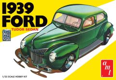 1939 Ford Tudor Sedan 1/25