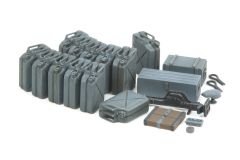 German Jerry Can Set 1/35